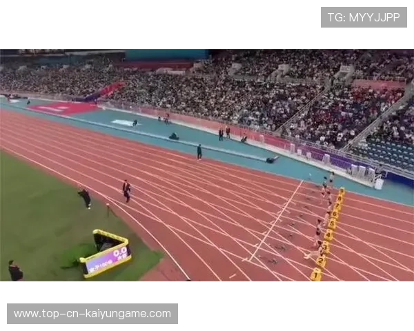 中学田径赛百米飞人涌现新纪录：青春跑道上的速度与成长