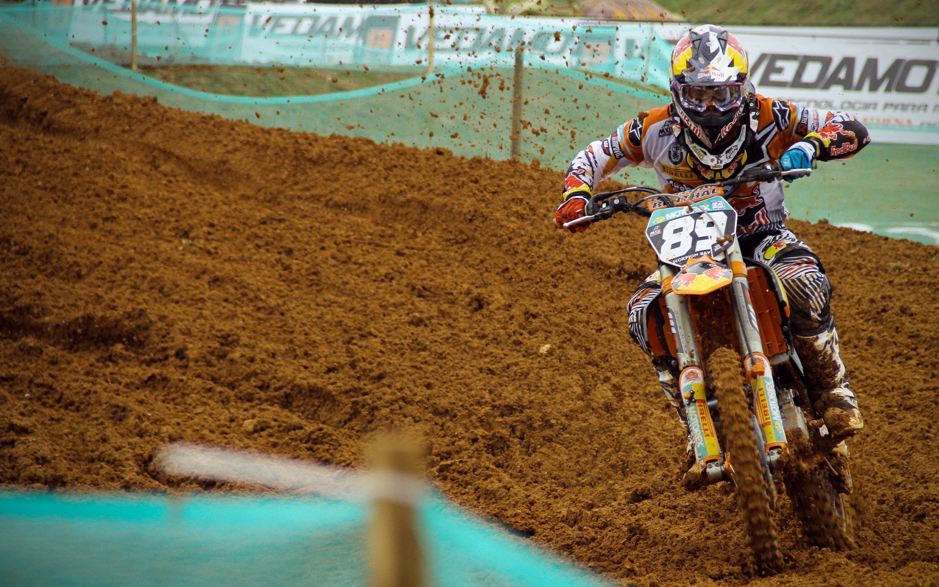 足球启示录:世界各地青少年梦想的摇篮,足球启示录1988